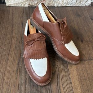 New! Vintage 90s Women’s Esprit Tan White Spectator lace up oxford loafer Size 6